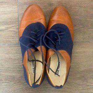 Brown & Navy Lace-Up Oxfords